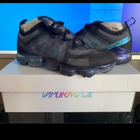 Nike Vapormax 2019 BNWOT - Picture 2 of 6